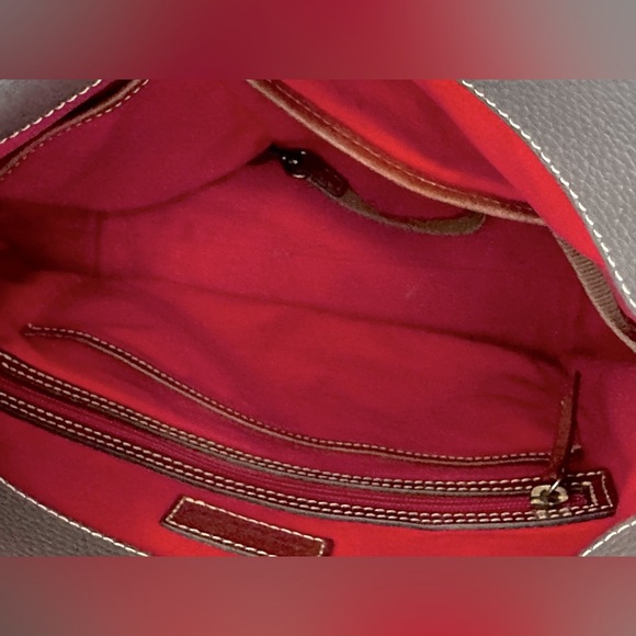 Dooney & Bourke | Pebble Small Sloan Elephant - Picture 9 of 9